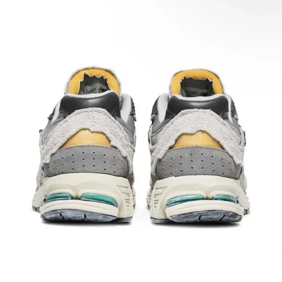 New Balance 2002R 'Rain Cloud - Picture 4 of 6